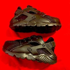 Baby Black Huarache